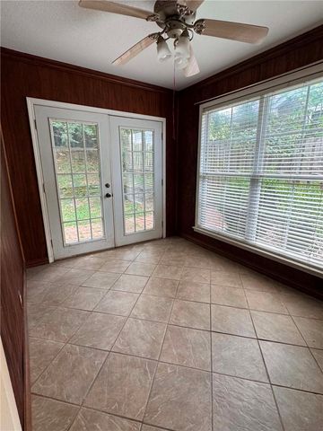 2957 E Setter Street, Fayetteville, AR 72701