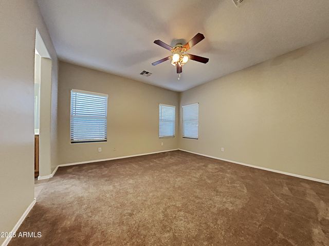 1238 W DESERT BASIN Drive, San Tan Valley, AZ 85143
