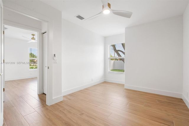 102 SW 13th Ave, Delray Beach, FL 33444