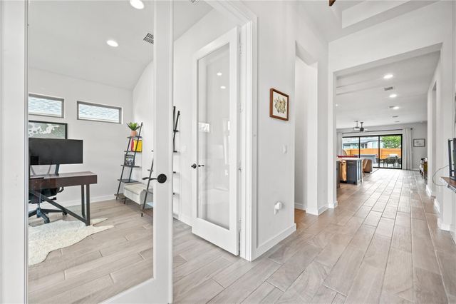 8208 Spire VW, Austin, TX 78744