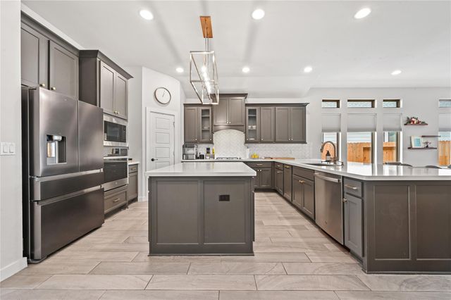 8208 Spire VW, Austin, TX 78744