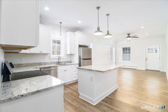 2-8 Cindy Lane 8-2, Bethel, CT 06801