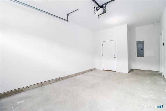 2-8 Cindy Lane 8-2, Bethel, CT 06801