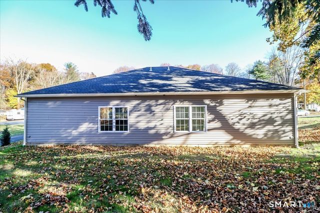 2-8 Cindy Lane 8-2, Bethel, CT 06801