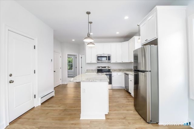 2-8 Cindy Lane 8-2, Bethel, CT 06801