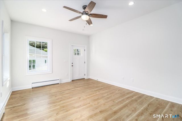 2-8 Cindy Lane 8-2, Bethel, CT 06801