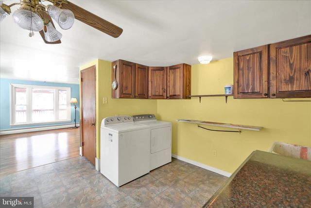 43 FERN DR, Boyertown, PA 19512