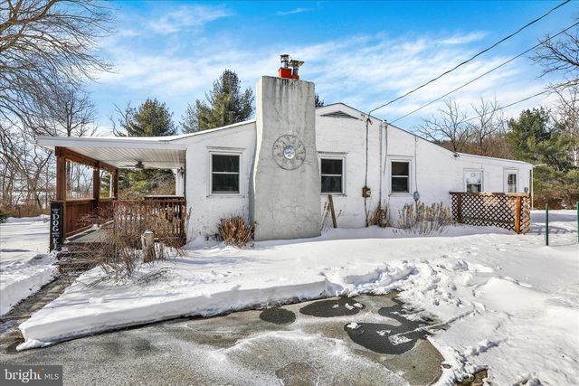 43 FERN DR, Boyertown, PA 19512