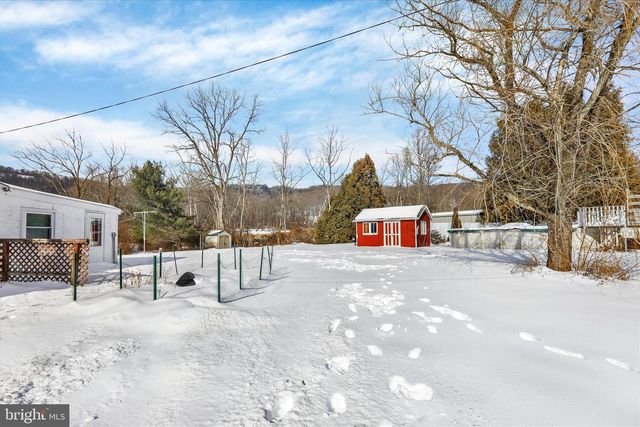 43 FERN DR, Boyertown, PA 19512