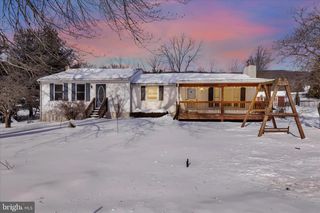 43 FERN DR, Boyertown, PA 19512