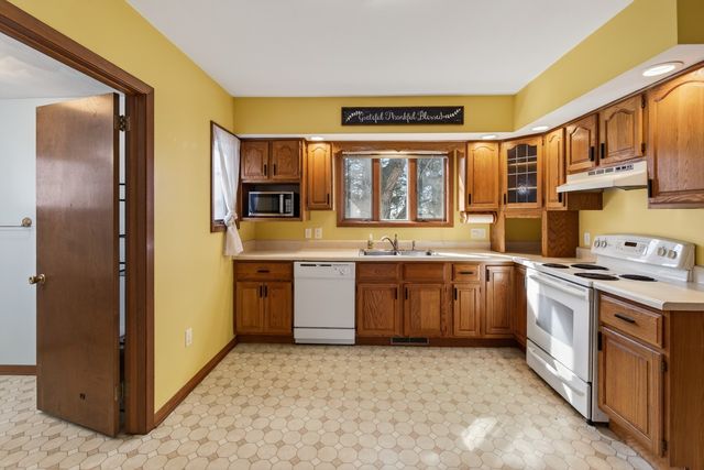 407 Fulton Street, Grand Mound, IA 52751