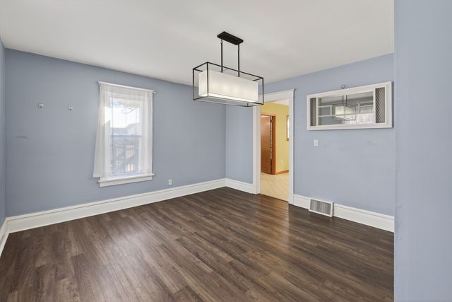 407 Fulton Street, Grand Mound, IA 52751