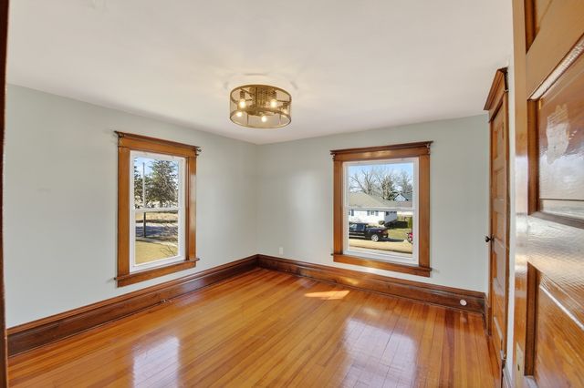 407 Fulton Street, Grand Mound, IA 52751