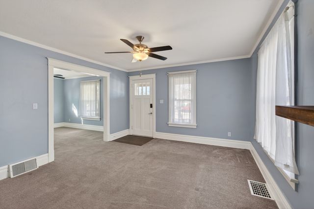 407 Fulton Street, Grand Mound, IA 52751