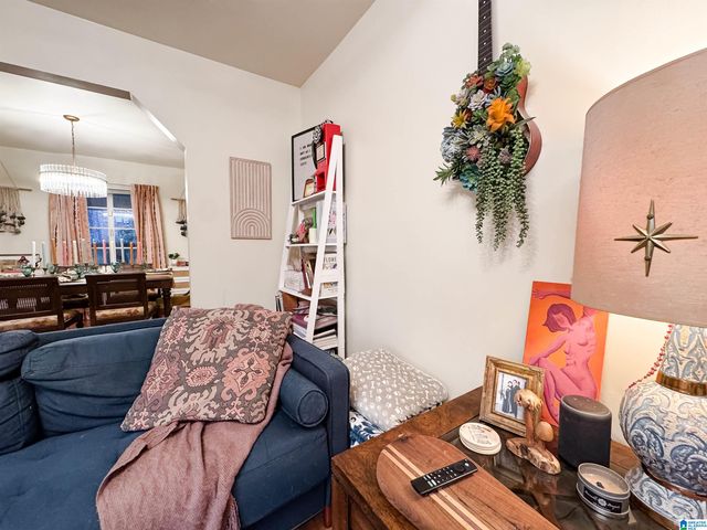 925 HICKORY CIRCLE, Birmingham, AL 35215