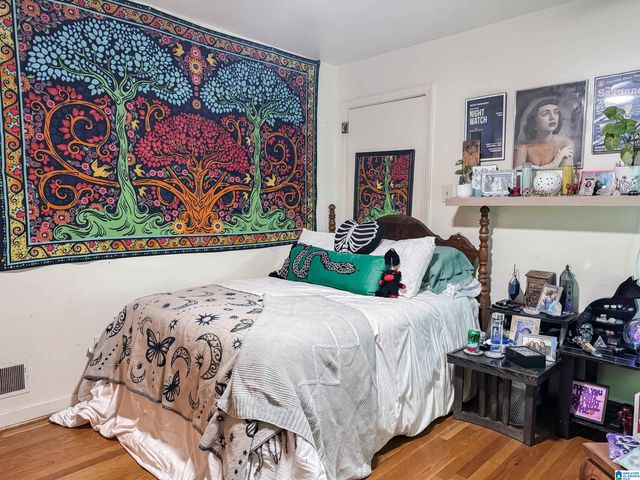 925 HICKORY CIRCLE, Birmingham, AL 35215