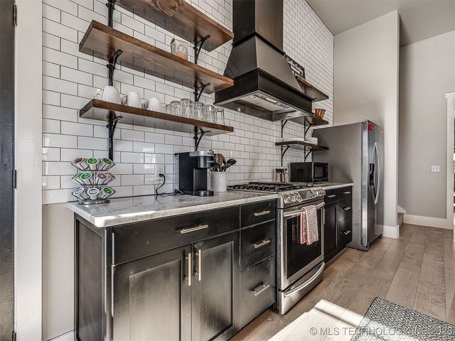 29 Park Street, Carlton Landing, OK 74432