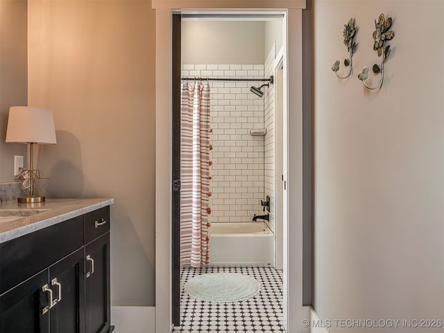 29 Park Street, Carlton Landing, OK 74432