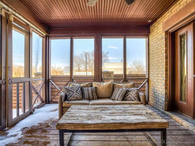 29 Park Street, Carlton Landing, OK 74432