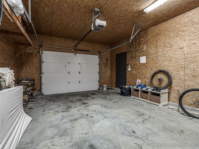 29 Park Street, Carlton Landing, OK 74432