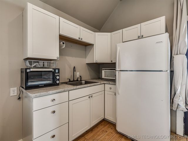 29 Park Street, Carlton Landing, OK 74432