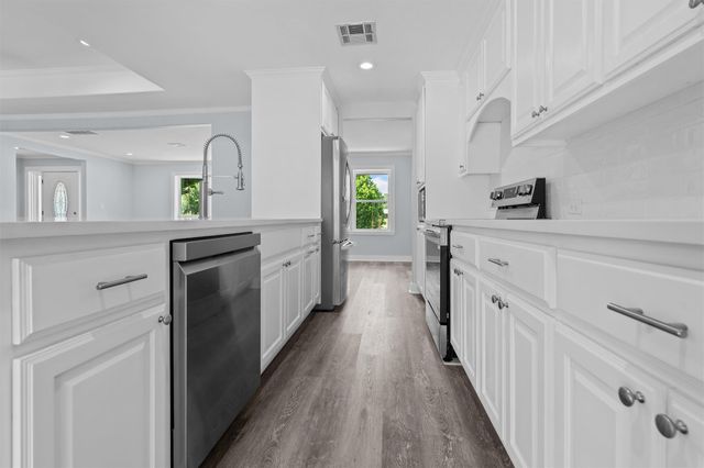 123 W Main Street, Kennard, TX 75847