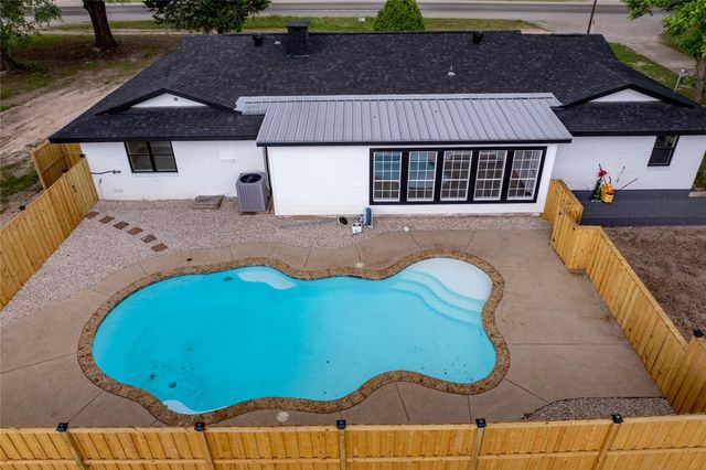 123 W Main Street, Kennard, TX 75847