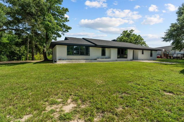 123 W Main Street, Kennard, TX 75847