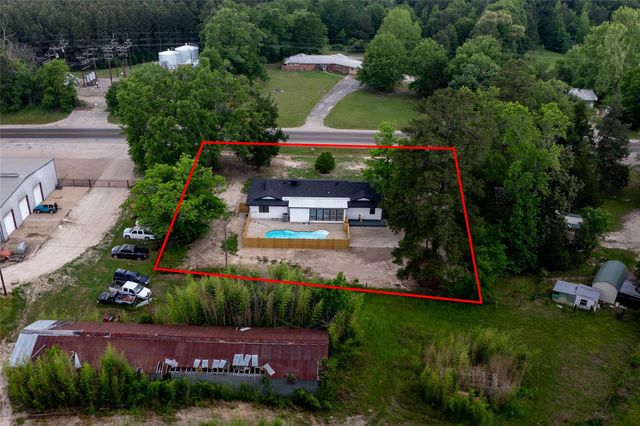 123 W Main Street, Kennard, TX 75847