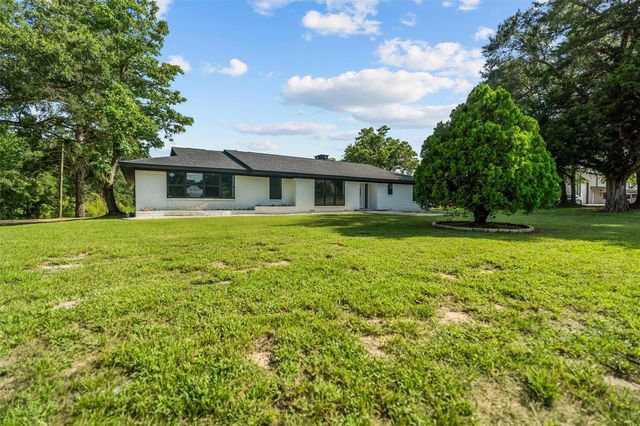 123 W Main Street, Kennard, TX 75847