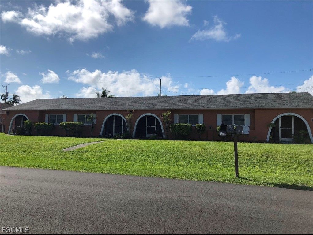 704 SE 46th LN 1, Cape Coral, FL 33904