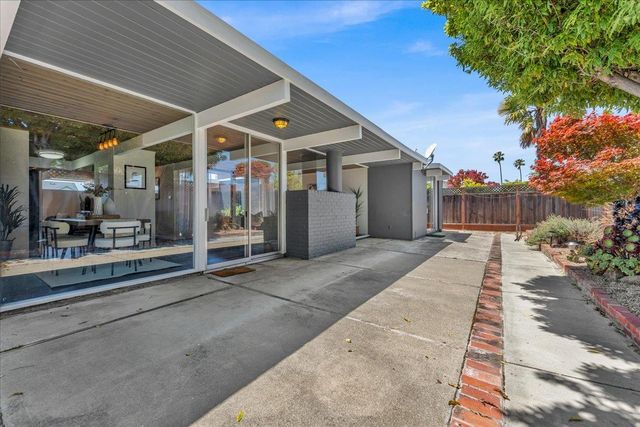 755 Widgeon Street, Foster City, CA 94404