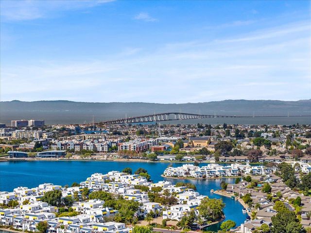 755 Widgeon Street, Foster City, CA 94404