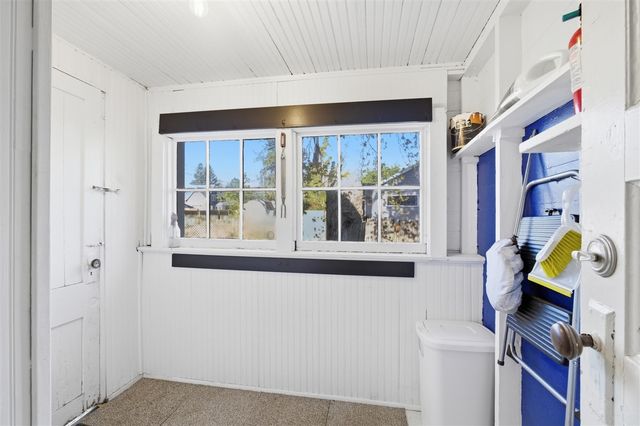 115 N Lake Avenue, Spring Lake, MI 49456