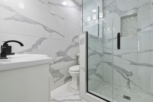 6840 Oak View Court, Oak Forest, IL 60452