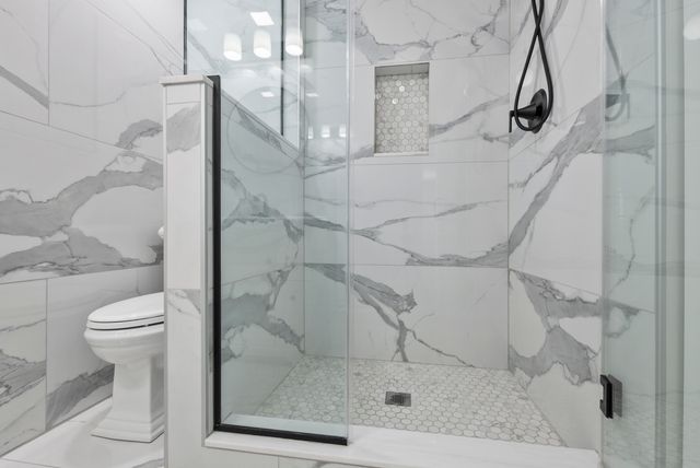 6840 Oak View Court, Oak Forest, IL 60452