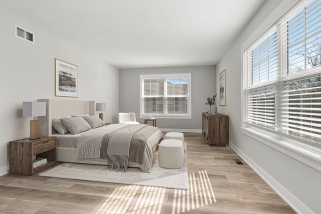 6840 Oak View Court, Oak Forest, IL 60452