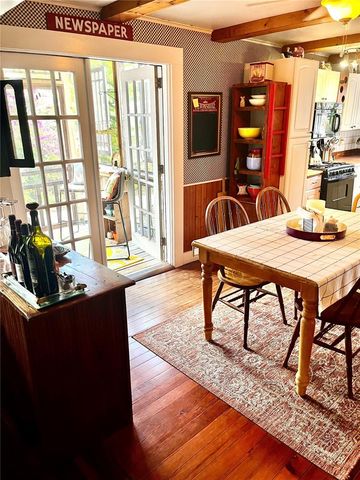 908 N CLAYTON STREET, Mount Dora, FL 32757