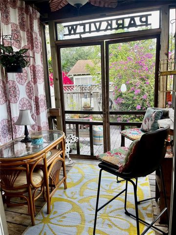 908 N CLAYTON STREET, Mount Dora, FL 32757