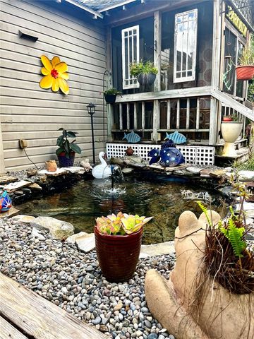 908 N CLAYTON STREET, Mount Dora, FL 32757