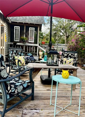 908 N CLAYTON STREET, Mount Dora, FL 32757