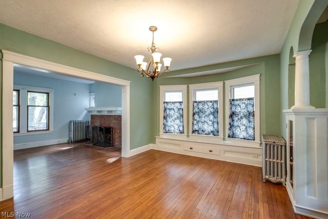 3255 Hyde Park Avenue, Cleveland Heights, OH 44118