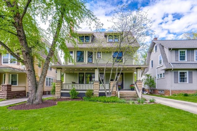 3255 Hyde Park Avenue, Cleveland Heights, OH 44118