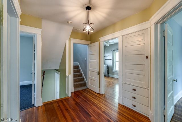 3255 Hyde Park Avenue, Cleveland Heights, OH 44118