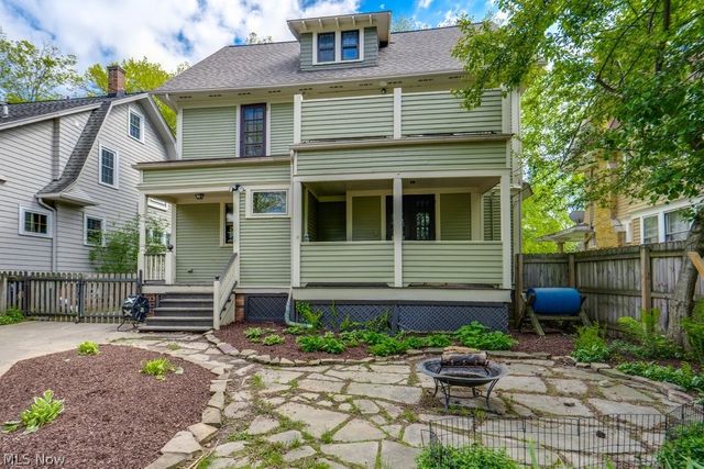 3255 Hyde Park Avenue, Cleveland Heights, OH 44118