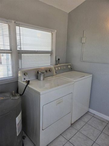 4625 40TH STREET N, St Petersburg, FL 33714
