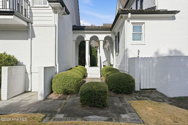 1619 Landfall Drive, Wilmington, NC 28405