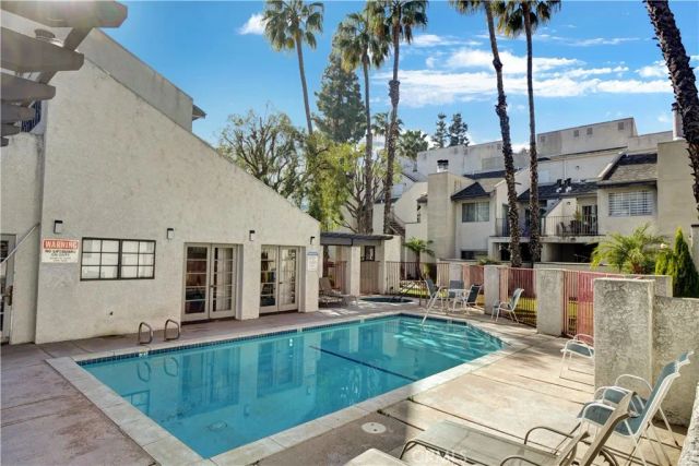 20155 Keswick 209, Winnetka, CA 91306