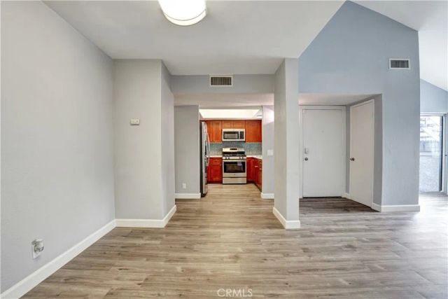 20155 Keswick 209, Winnetka, CA 91306