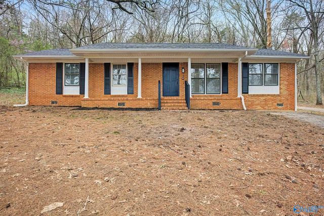 292 Red Bud Lane, Decatur, AL 35603